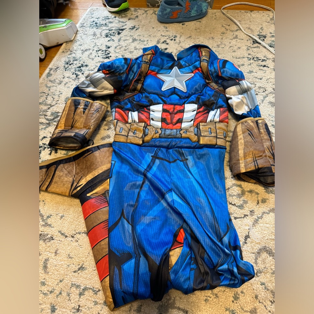 Captain America costume with mask size small 4-5T